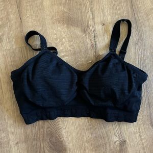 Sublime® Hands-Free Pumping & Nursing Bra